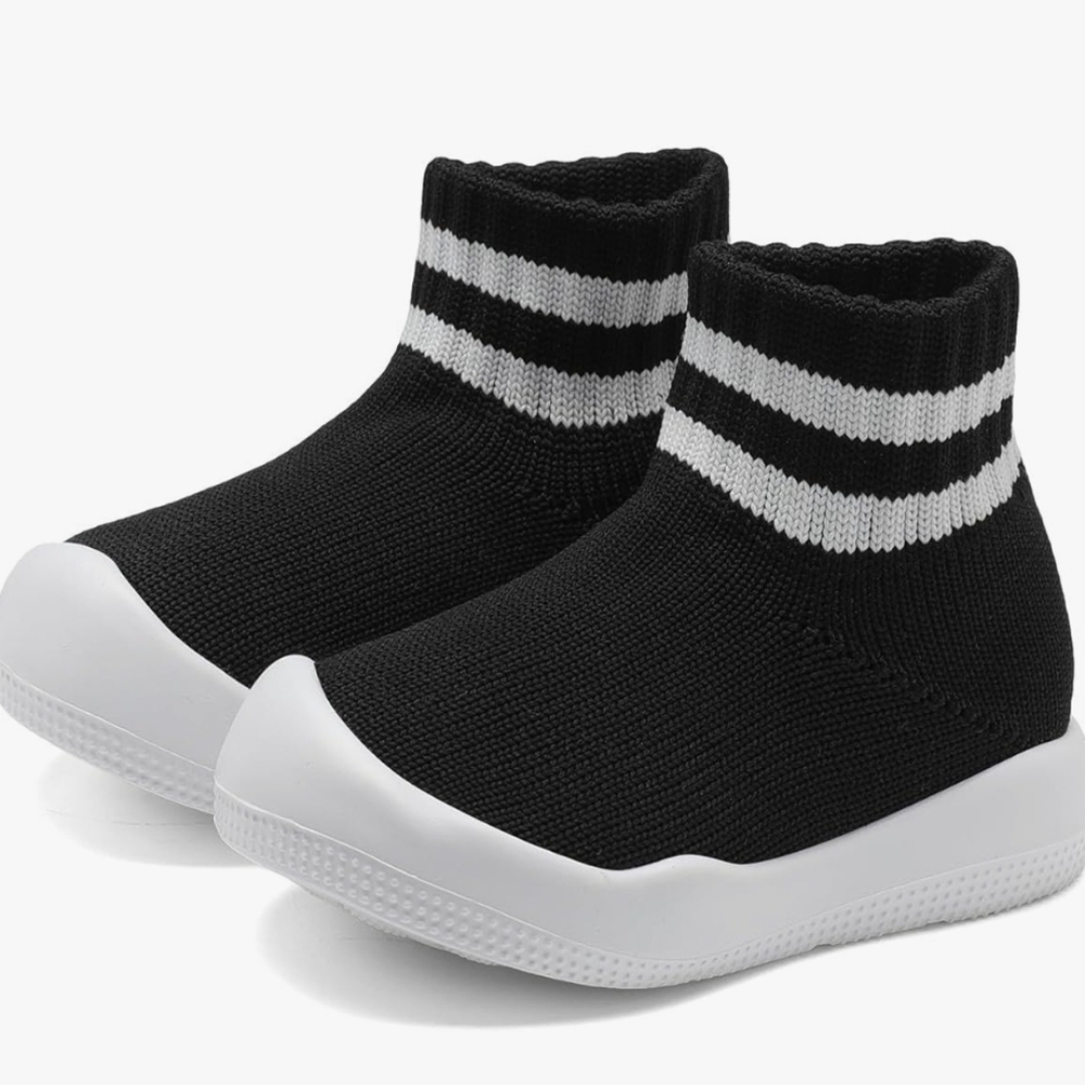Enoto Kids Black and White Sock Style Shoe-size 5 Toddler